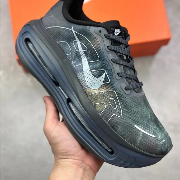 Nike Zoom Vomero Premium Men's Black Running Shoes